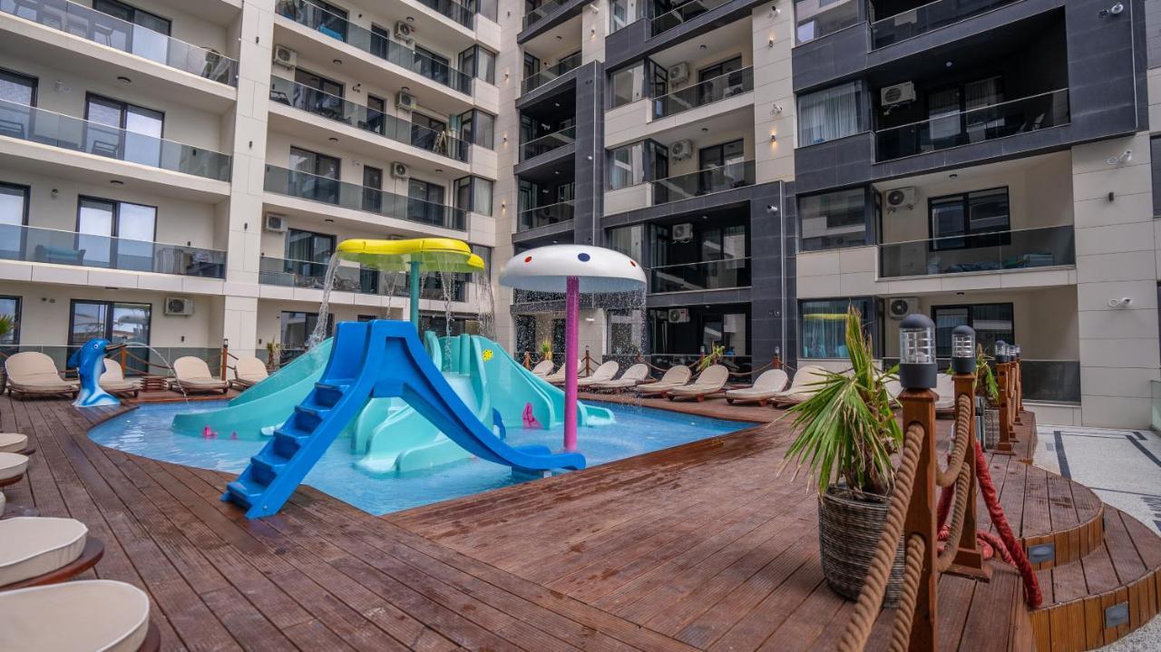 Mamaia Beach Condos 2 Navodari Bagian luar foto